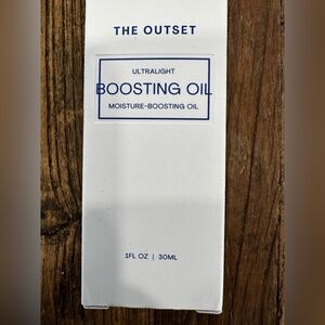 The Outset Ultralight Boosting Oil Moisture-Boosting Oil — White